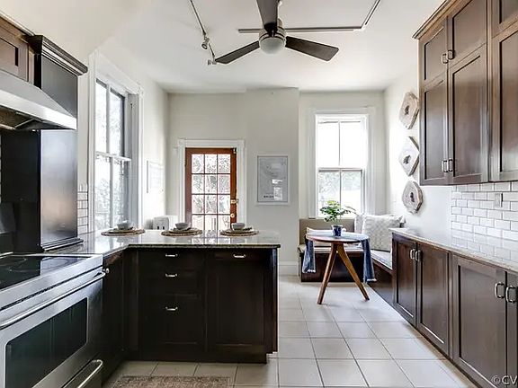 3rd image of 2411 Kensington Ave