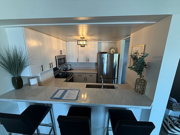4th image of 601 Van Ness Ave APT 1125