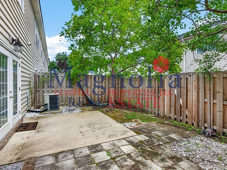 255 Cypress Pointe Dr — Photo 29