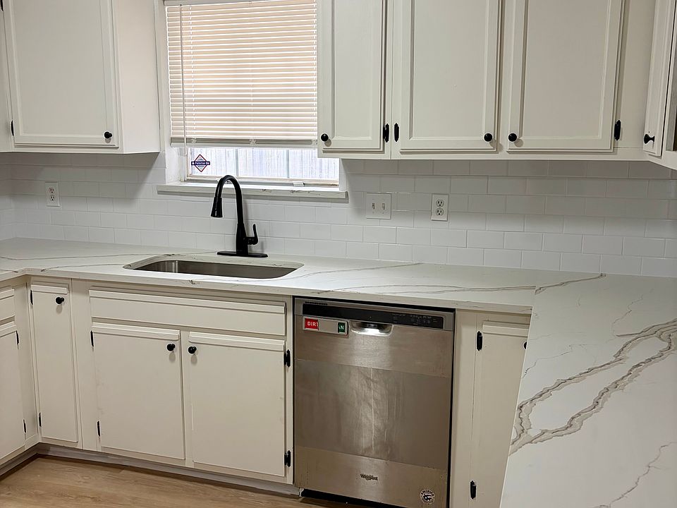 1st image of 312 Franklin Ave