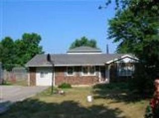 313 N Commercial St, Seymour, MO 65746
