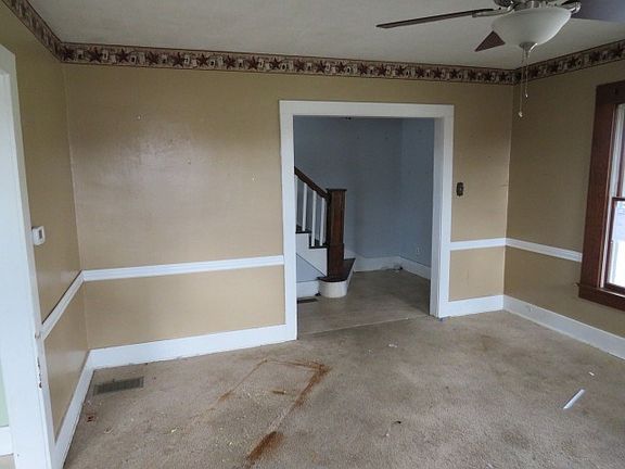 Additional Living Room