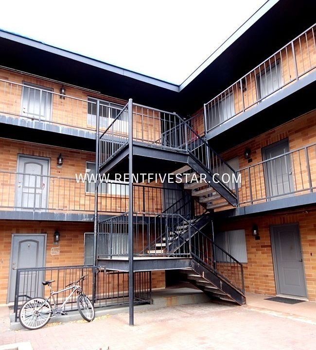 1st image of 809 S 4th Ave #22
