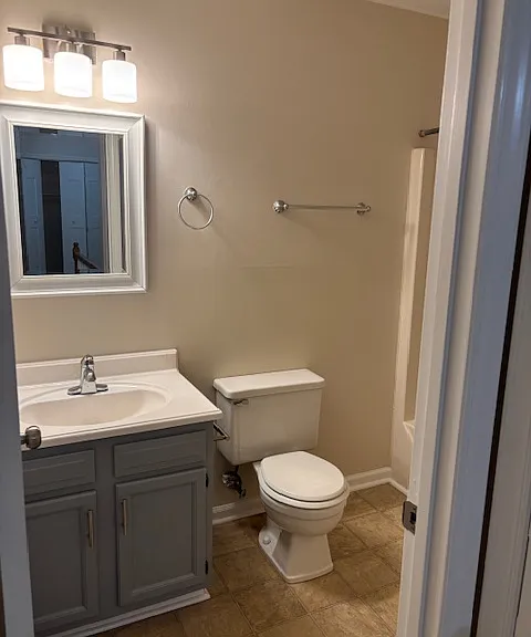 1214 Ash Cir — Photo 23