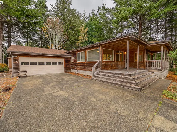 1320 Fulton Ave, Coos Bay, OR 97420