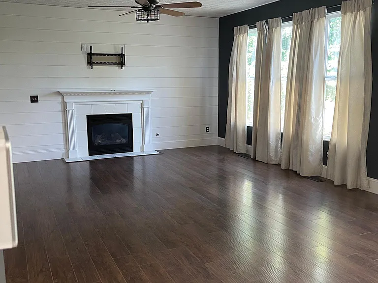 5271 Summerset Dr — Photo 16