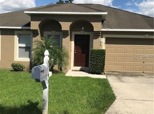 5745 Oakwood Knoll Dr, Lakeland, FL 33811