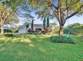 909 Lake Shore Dr, Delray Beach, FL 33444