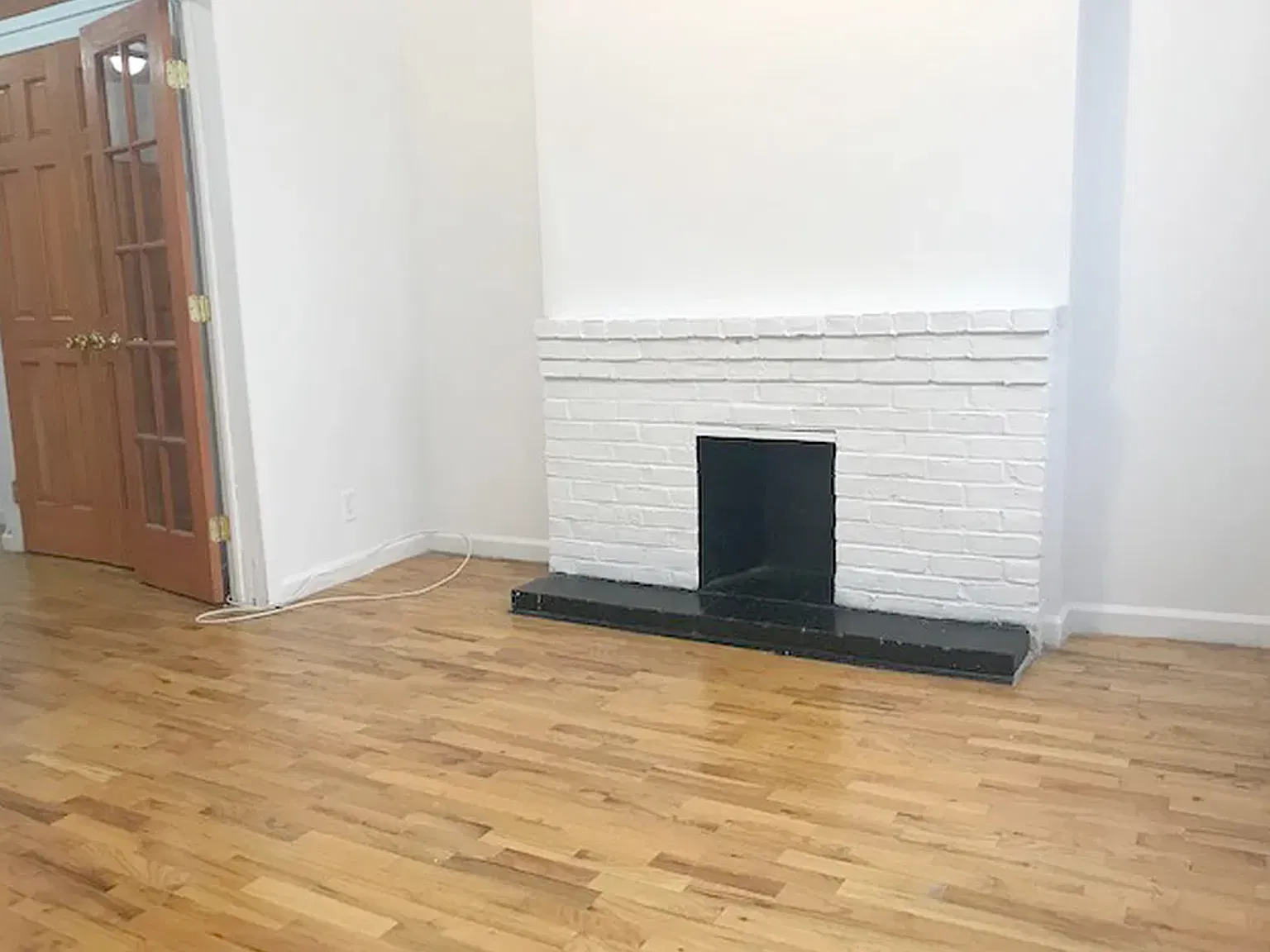 229 East 25th Street — Photo 2