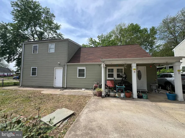 144 Scott Dr, Manassas Park, VA 20111