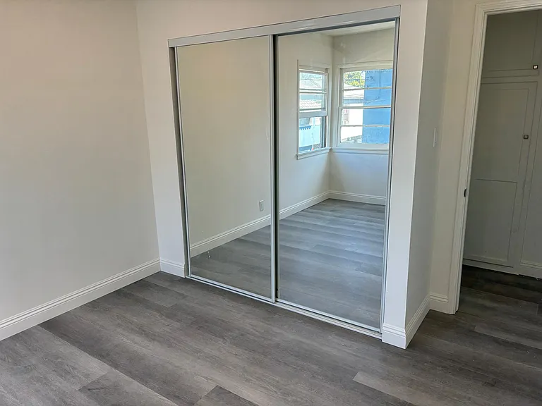 701 W Glenoaks Blvd #703-1/2 — Photo 8