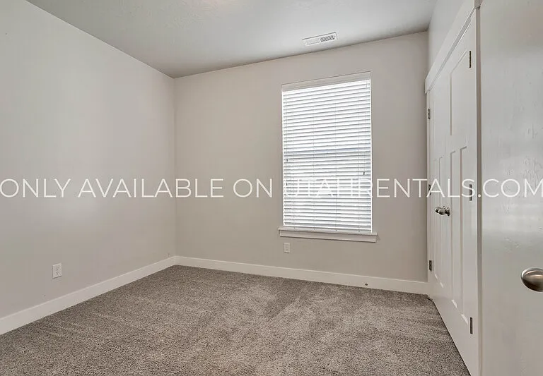 627 N Sun Peak Dr — Photo 12
