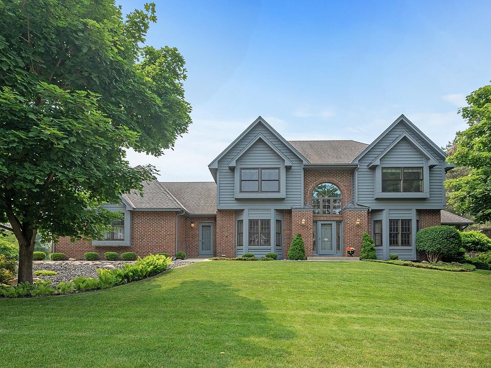 1st image of 8283 Emerald Ln