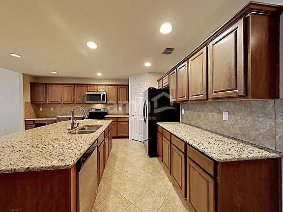 3rd image of 10615 Bayhill Den