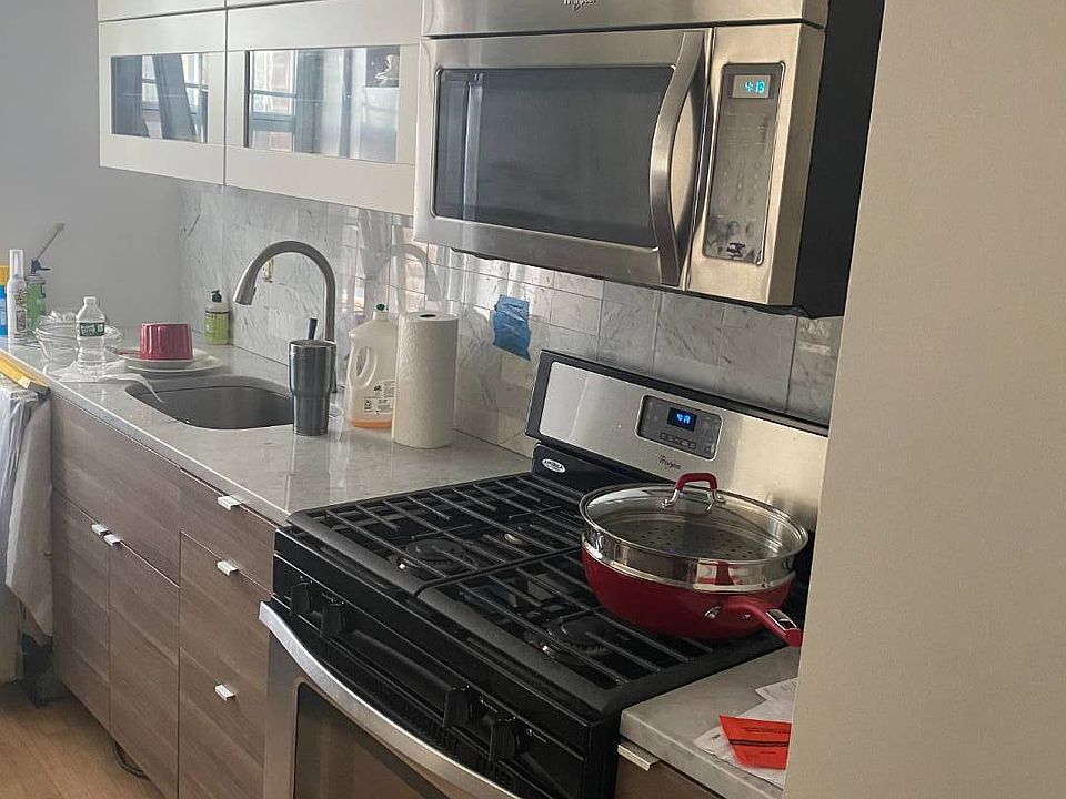 1st image of 2239 Troy Ave Floor 2E-4