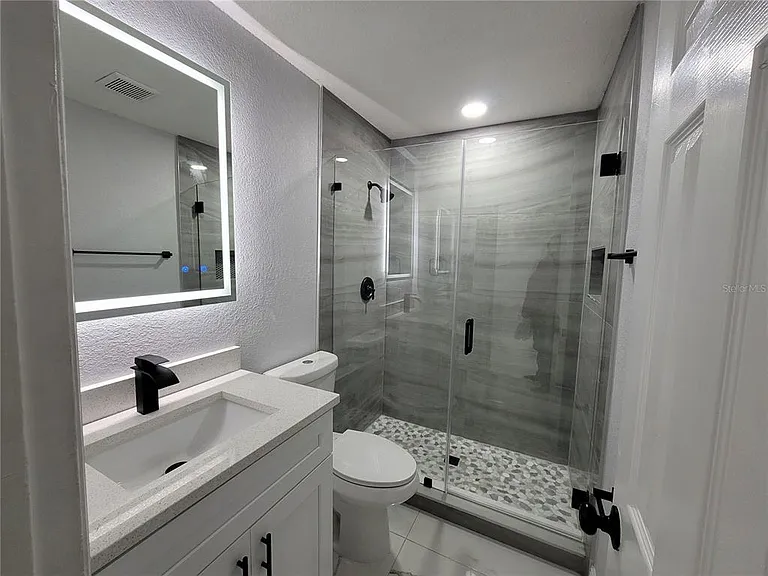 7813 Lakeshore Dr #B — Photo 13