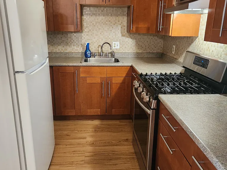 355 Pawtucket Blvd — Photo 4