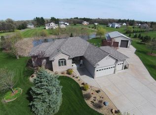 20421 Gladiola St NW, Oak Grove, MN 55011