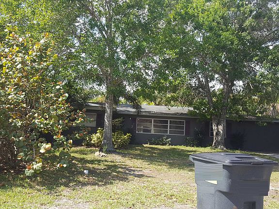 2nd image of 2205 15th Ln