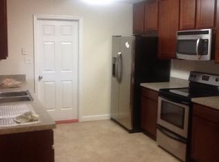 1529 N Great Neck Rd, Virginia Beach, VA 23454