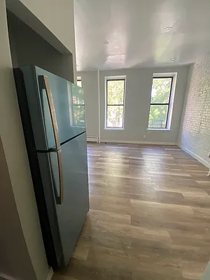 Rented by BRICK & GALO REALTY CORP | media 5