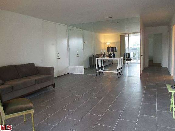 4th image of 2531 N Whitewater Club Dr Unit A