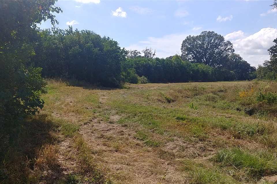 2nd image of Mangum Dr