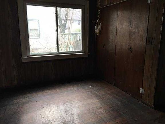 Enclosed porch