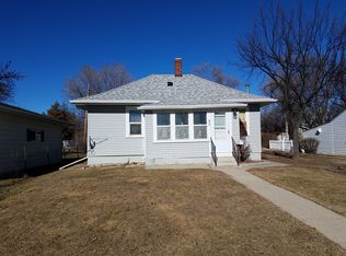 217 W 5th St, Miller, SD 57362