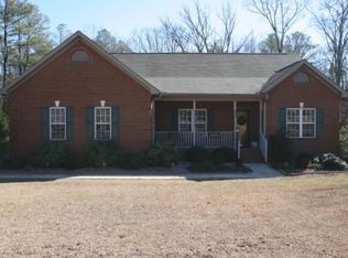 110 Ferry Cove Rd, Greenwood, SC 29649