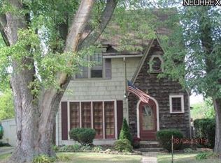 899 Cleveland Ave, Amherst, OH 44001