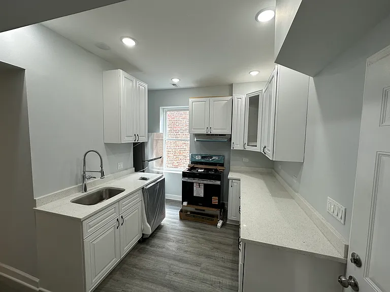 3235 W Pierce Ave #2 — Photo 9