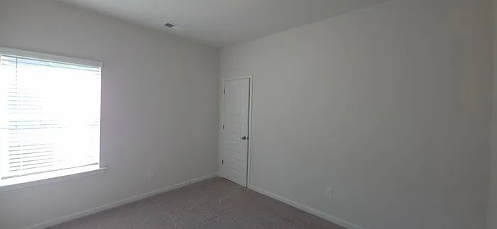 523 Grover St — Photo 15