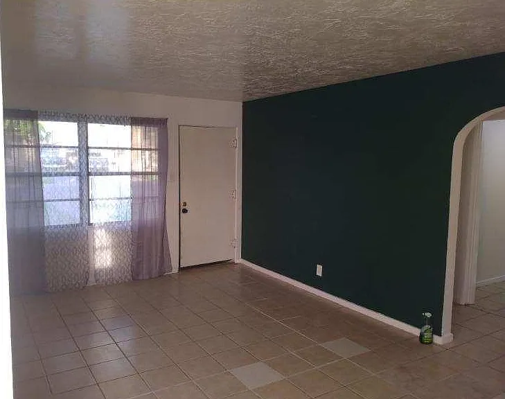 1906 N Mississippi Ave — Photo 8
