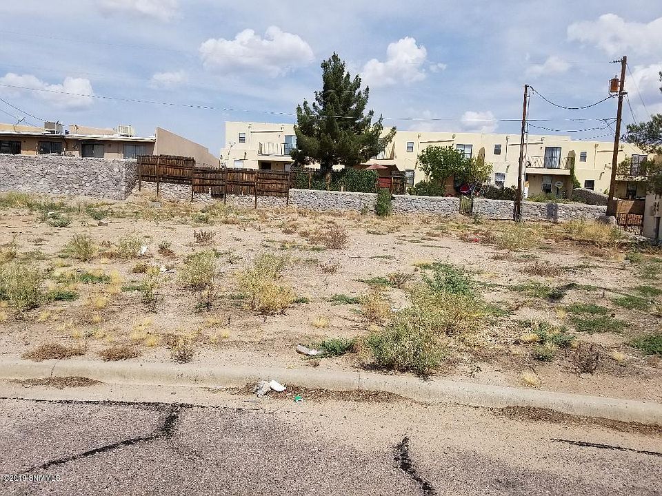 1st image of 2474 La Fonda Ct