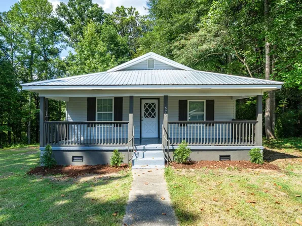 572 7th Ave SW, Graysville, AL 35073