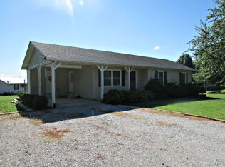 134 Gore Ave, Livingston, TN 38570