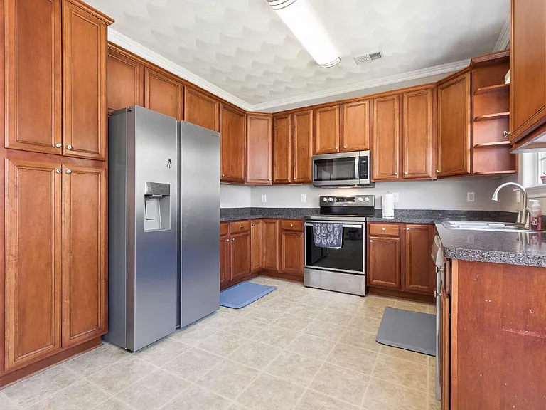 8183 Gentil Ct — Photo 2