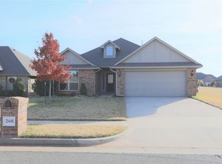 2416 NW 175th St, Edmond, OK 73012
