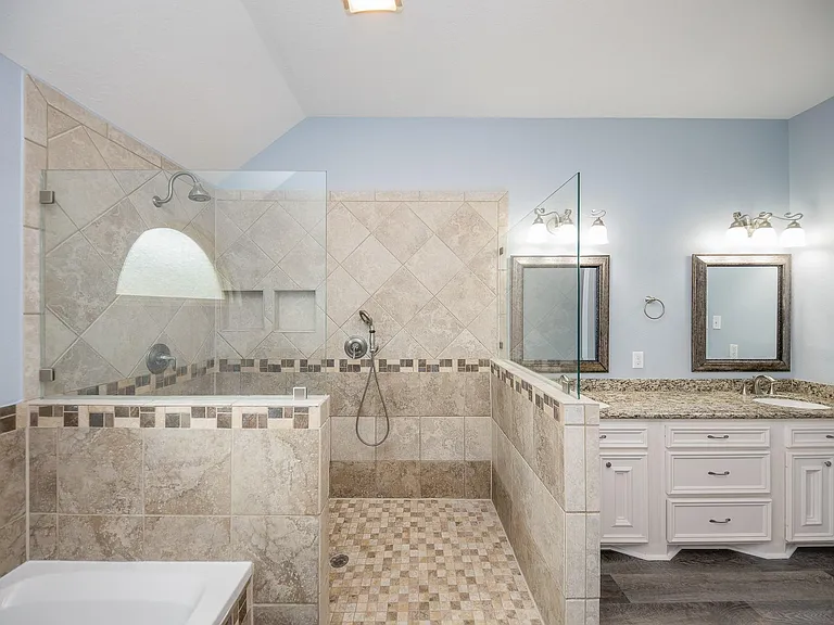 206 Cheswick Cir — Photo 25