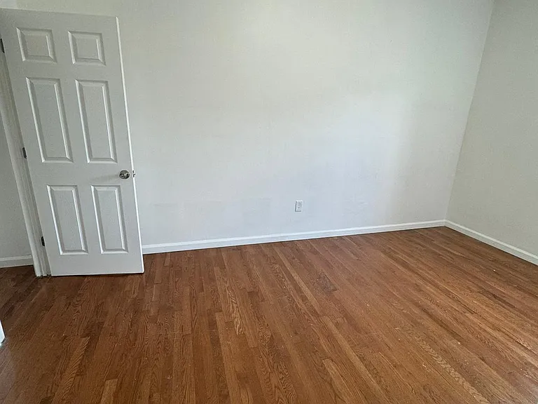 173 3rd St #2L — Photo 5