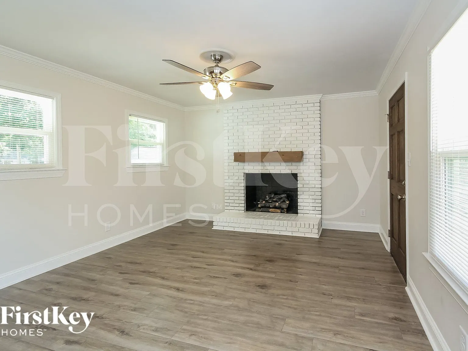 3 bed, 2.0 bath, 2013 sqft, $2,480 — Photo 3
