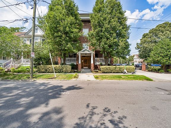 4th image of 402 W 31st St