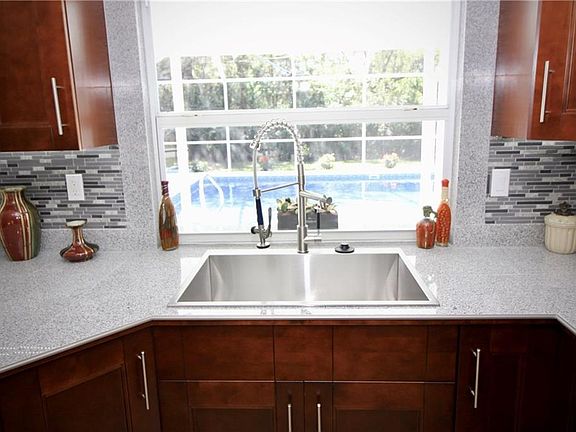 5th image of 23229 Elmira Blvd