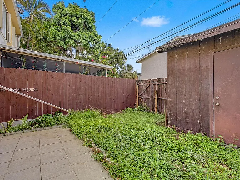 3764 SW 60th Ter #15 — Photo 28
