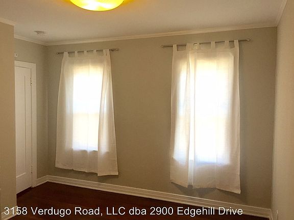 5th image of 2902 1/4 Edgehill Dr