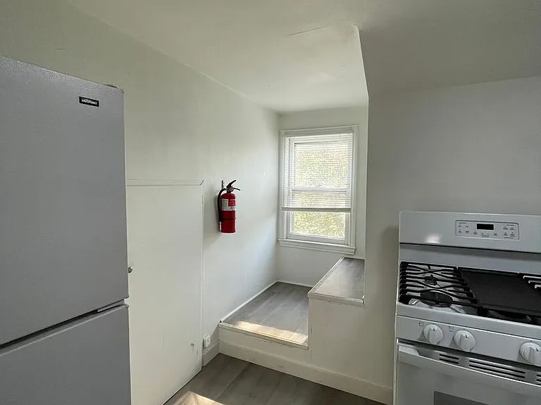 2650 Cottage Grove Ave — Photo 52