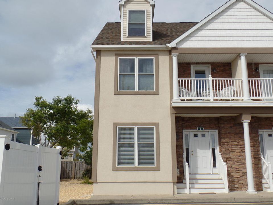 1st image of 1825 Route 35 N Unit 1