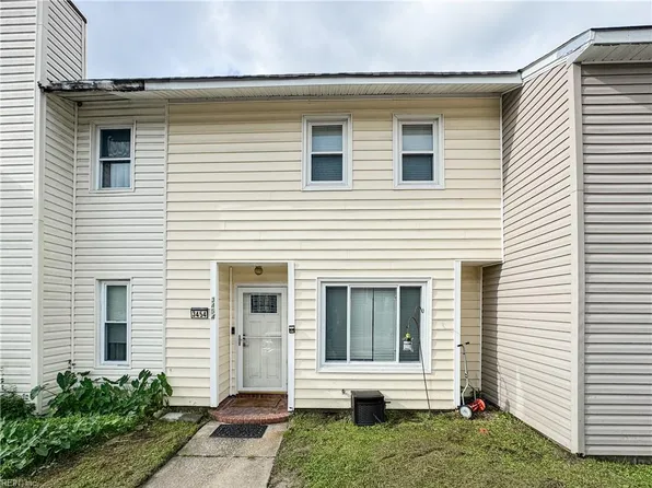 3454 Bruin Dr, Chesapeake, VA 23321