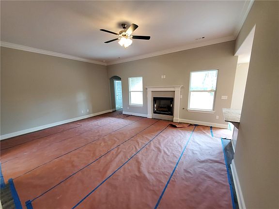 5th image of 1605 S 11th Pl